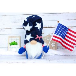 Patriotic gnome with flag American