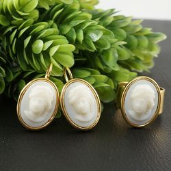 Lady Cameo Earrings and Ring Jewelry Set Oval Golden Ivory Cream White Vintage Glass Girl Cameo Wedding Jewelry Set 7655