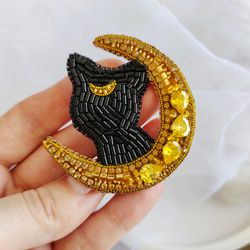 Sailor Moon brooch. Luna cat brooch. Embroidered black cat brooch. Sailor moon jewelry.
