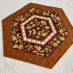 FALL QUILTED TABLE TOPPER WITH LEAVES, BROWN TADLE DECOR, Table runner in the shape of a hexagon, Entryway table decor