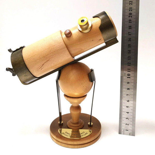 npz-tal-35-isaak-newton-telescope-replica-souvenir-12.jpg