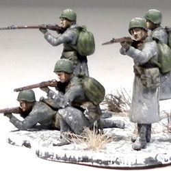 Built and painted Soviet Infantry winter uniform 1941-1942, 1/72 scale