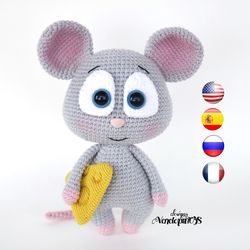 Pattern Amigurumi Mouse with cheese