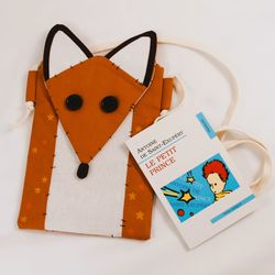 FOX shoulder bag with book by Exupery in English in a gift bag