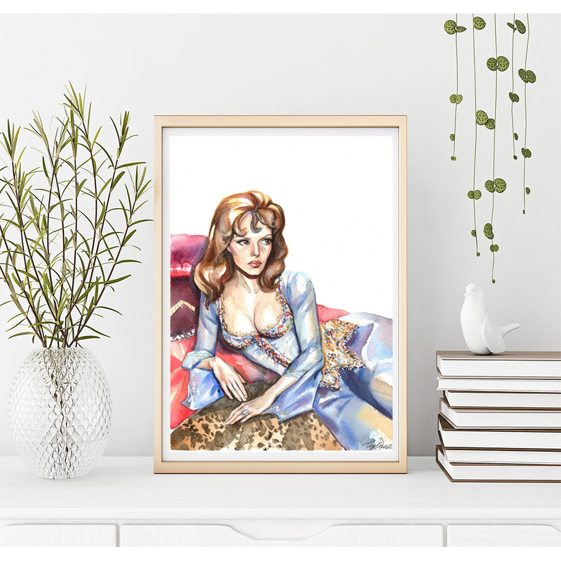 woman painting 3.jpg