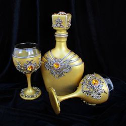 Decanter set, Champagne glasses, Painted wine glasses, Aperitif Glasses, Decorated bottle, Cocktail glasses, Carafe