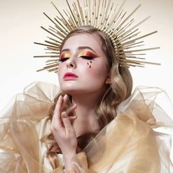 Maternity photoshoot Sunburst goddess crown Bride Bridal headpieces for wedding Gold Halo crown woman