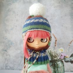 blythe clothes. blythe hat balaclava. blythe knit hat. doll clothes knitting. blythe basic clothes