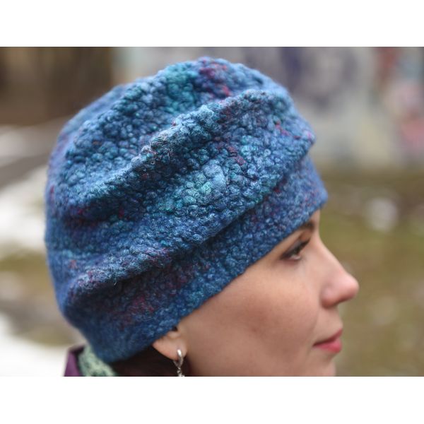 woman-in-blue-hat-close