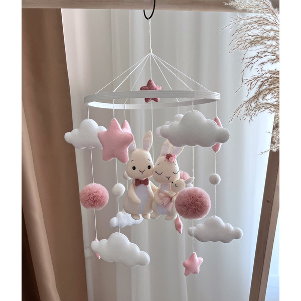 Cot mobile baby 2024 girl