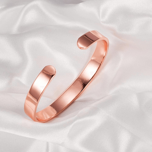 solidcoppercuffbracelet4.png