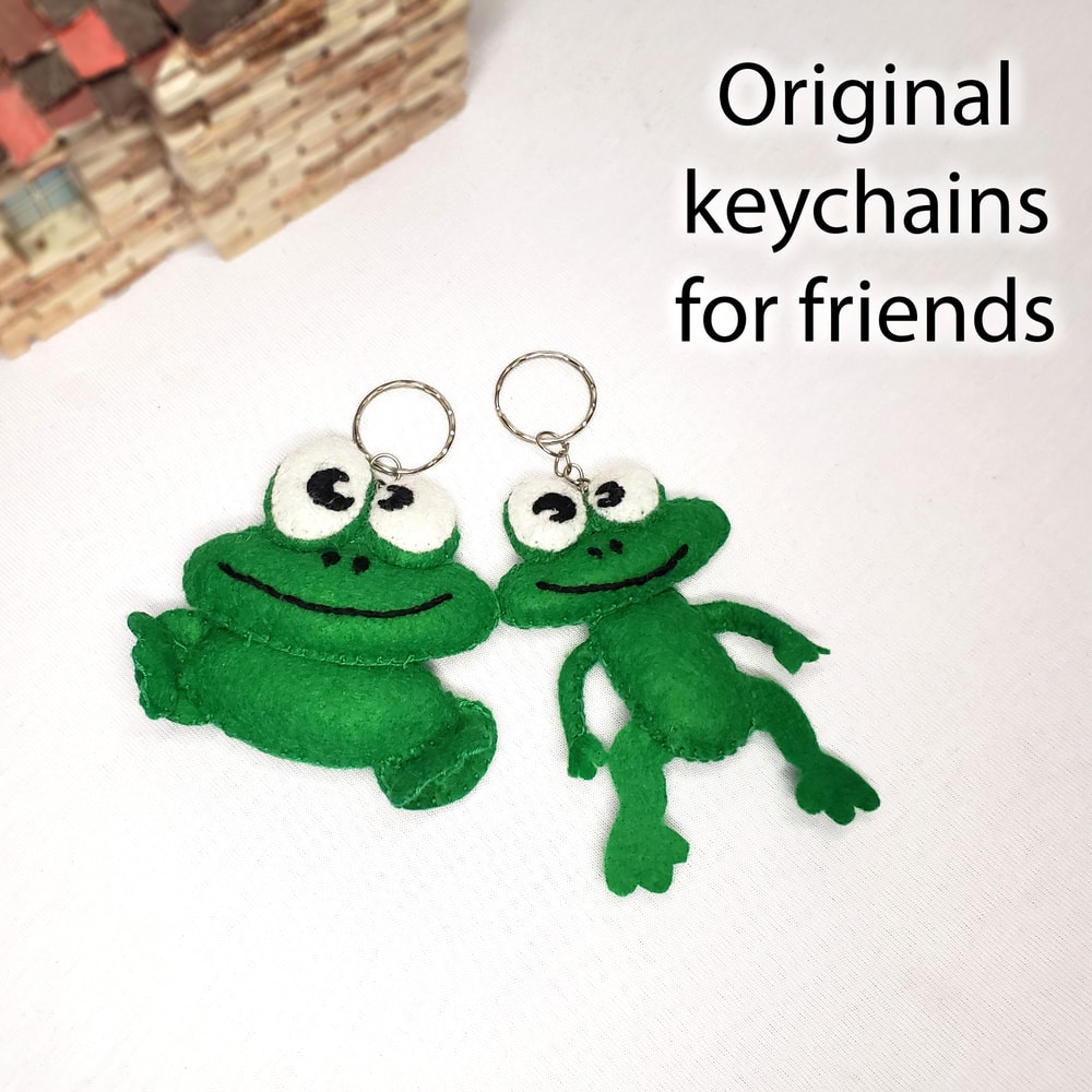 Две лягушки 2 квадрат.jpg