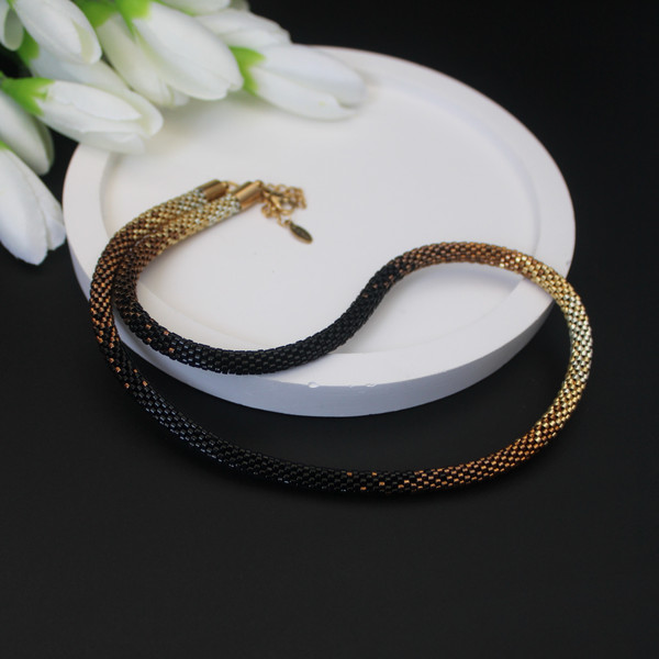 black-beads-choker-necklace.JPG