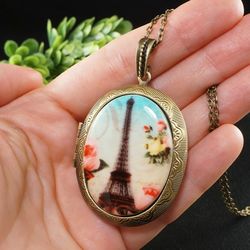 Photo Locket Necklace Paris Eiffel Tower Necklace Floral Porcelain Cameo Keepsake Pendant Necklace Woman Jewelry 8016