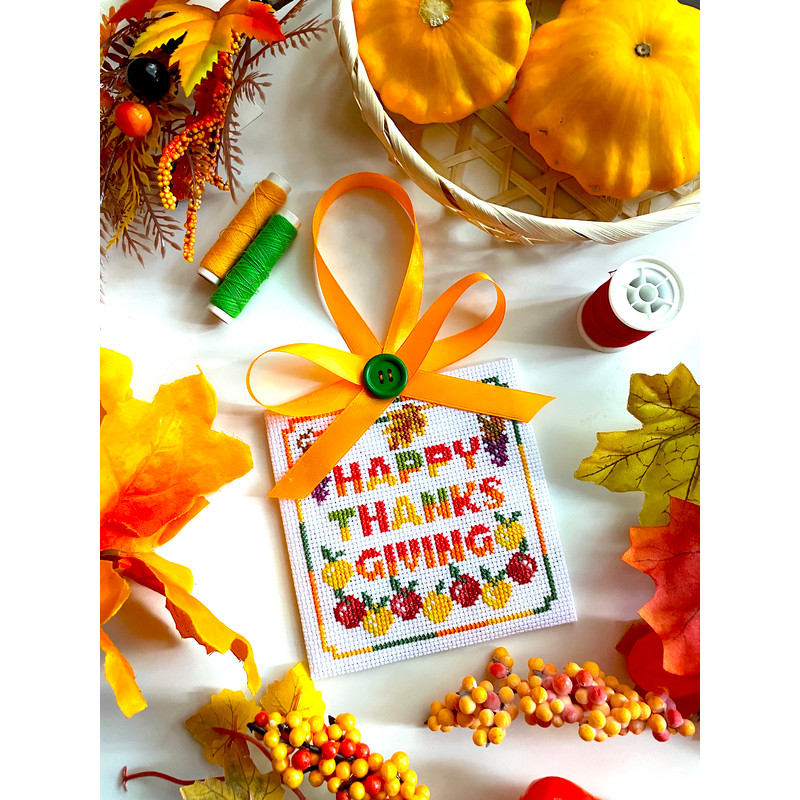 Happy Thanksgiving ornament finish 1.jpg