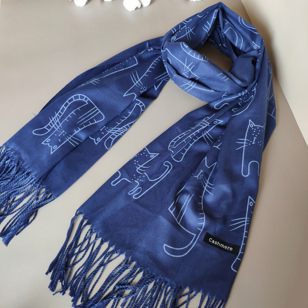 long scarf blue (10).jpg