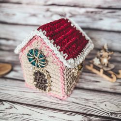 Gingerbread house crochet pattern PDF, basket with lid, Christmas ornament, table decoration digital instant download