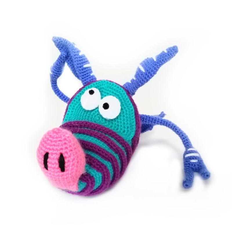 crochet-pattern-toy-creature-amigurumi-3.jpg