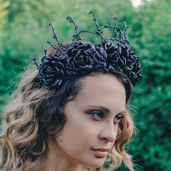 Halloween tiara Black flower woman adult headdress Gothic halo crown Witch headpiece Dark fairy
