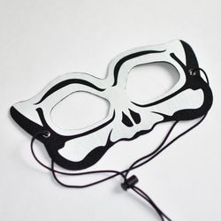 Halloween skeleton mask. Spooky face mask. Skeleton masquerade mask to halloween costume. Scary face mask.