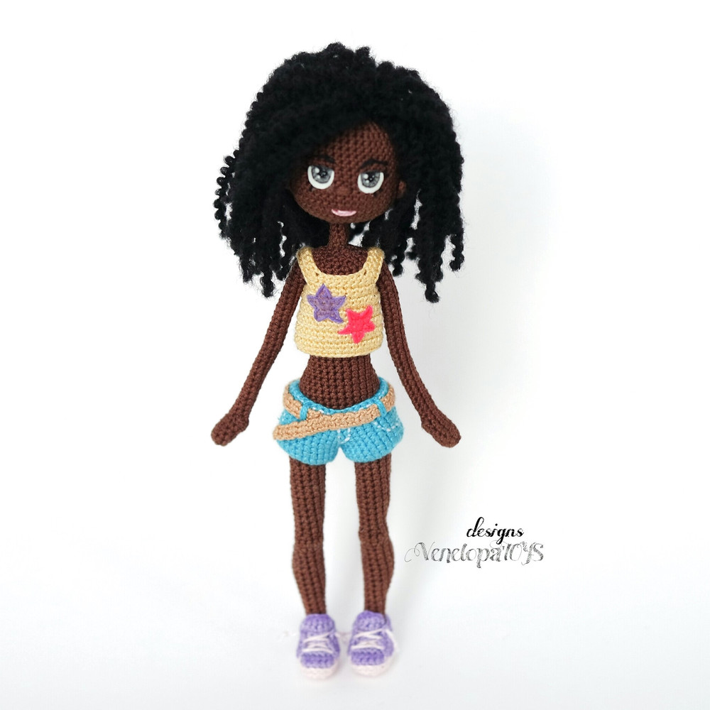 Doll Naomi квадрат 2.jpg