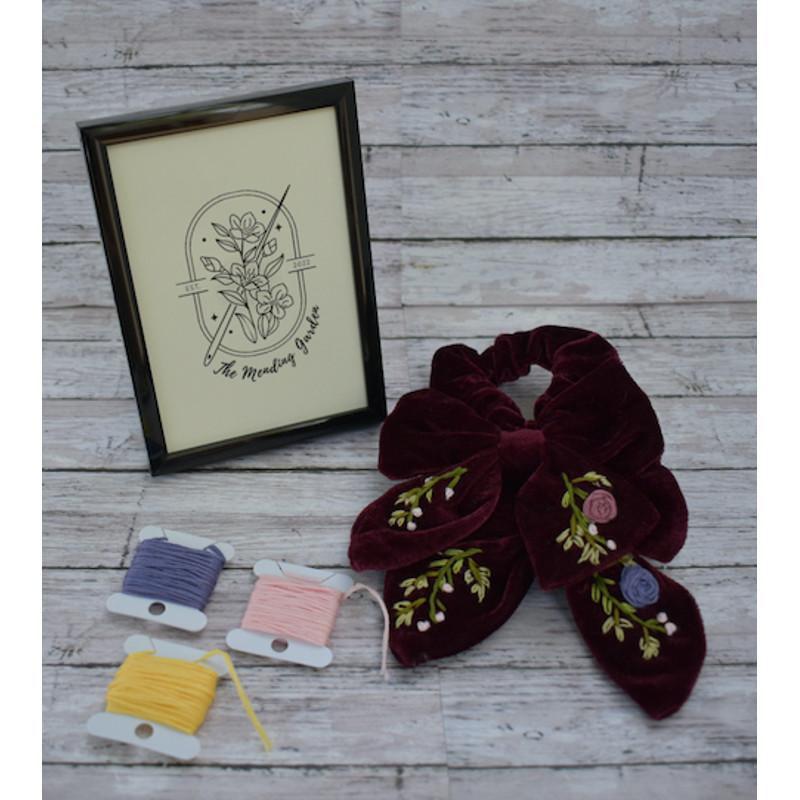 Red Scrunchie DMC.png