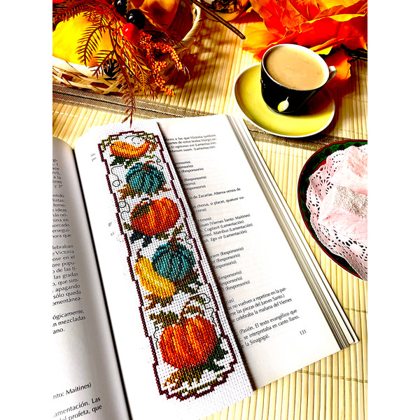 Pumpkin Bookmark finish cofee 1.jpg