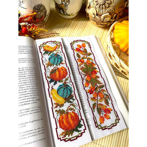 Hips and Pumpkin bookmarks.jpg