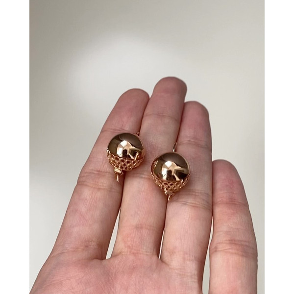 vintage gold earrings
