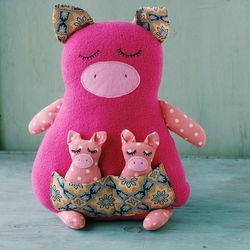 Pig with baby. Sewing pattern and tutorial PDF