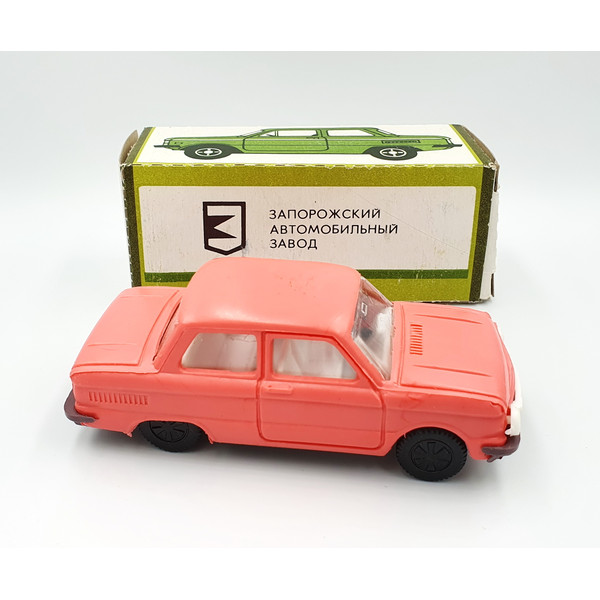 4 Vintage USSR toy car ZAPOROZHETS ZAZ 968M 1980s.jpg