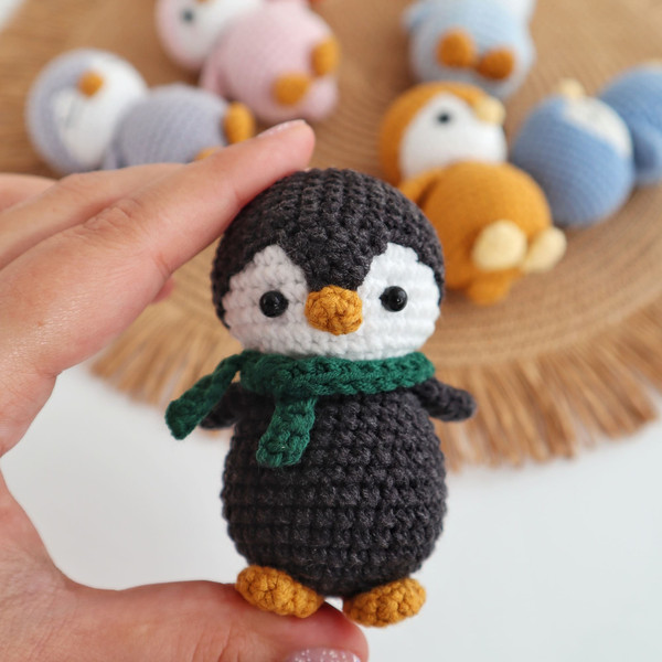 Baby penguin amigurumi.jpg