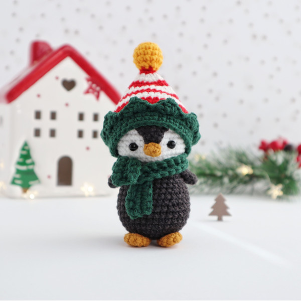 Christmas elf baby penguin.jpeg