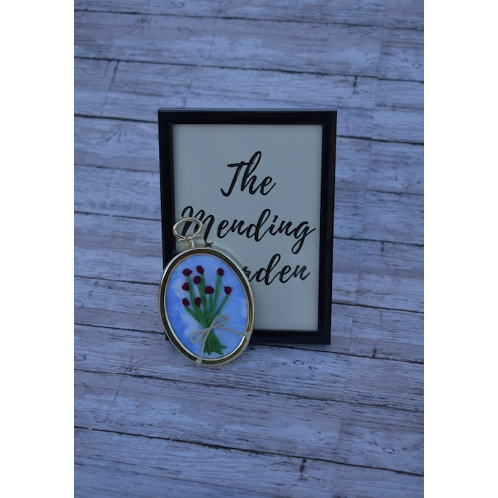 Oval Frame Maroon Bouquet.png