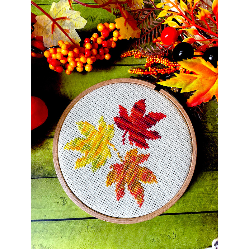 Maple leaf Trio new 2.jpg