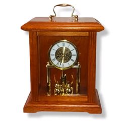 Working Vintage Seth Thomas Quartz Clock with Rotating Pendulum