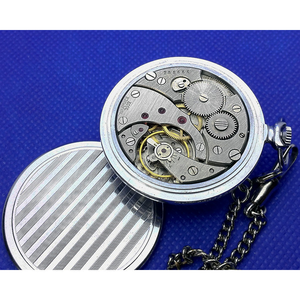 pocket-watch-molnija.JPG