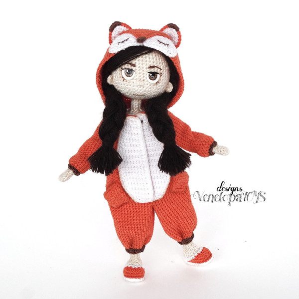 crochet outfit for doll.jpg