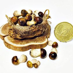 Dollhouse miniature 1:12 Basket with mushrooms, mushrooms