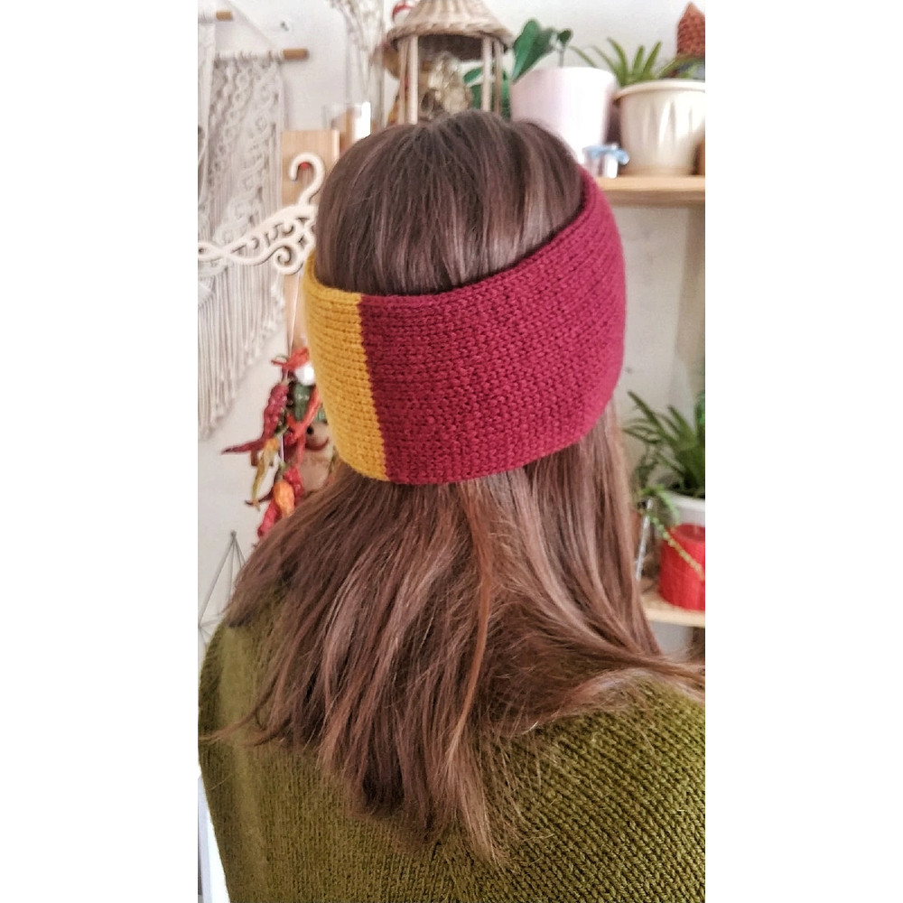 Griffindor Hand knit women Headband and Griffindor knit long scarf