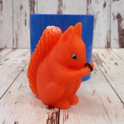 Squirrel with a nut - silicone mold
