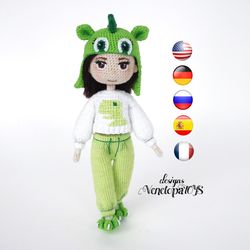 Crochet Pattern Amigurumi Doll in dinosaur pajamas (Doll body, eye embroidery and all clothes), doll in removable clothe