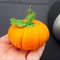 Felt-pumpkins-2[1].jpg