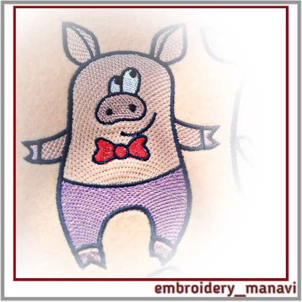 Machine_embroidery_design_for_child_Cheerful_pig.jpg