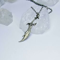 Skyrim daedric sword pendant / Skyrim sword necklace / Skyrim, oblivion, morrowind cosplay / Handmade amulet /Geek Gif