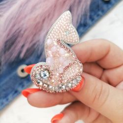 pink cat brooch, pet brooch pin, beaded brooch, black cat pin, cat lover gift, cat lovers jewelry, personalized brooch