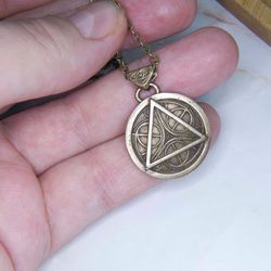 Amulet of Julianos / The elder Scrolls jewelry  / Skyrim, oblivion, morrowind cosplay / Handmade amulet /Geek Gif