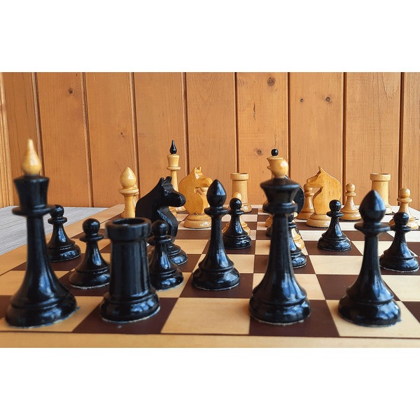 russian_board_chess_gambit9++.jpg