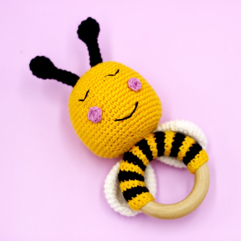 Baby rattle honey bee, bee teething toy, bumble bee sensory | Inspire ...