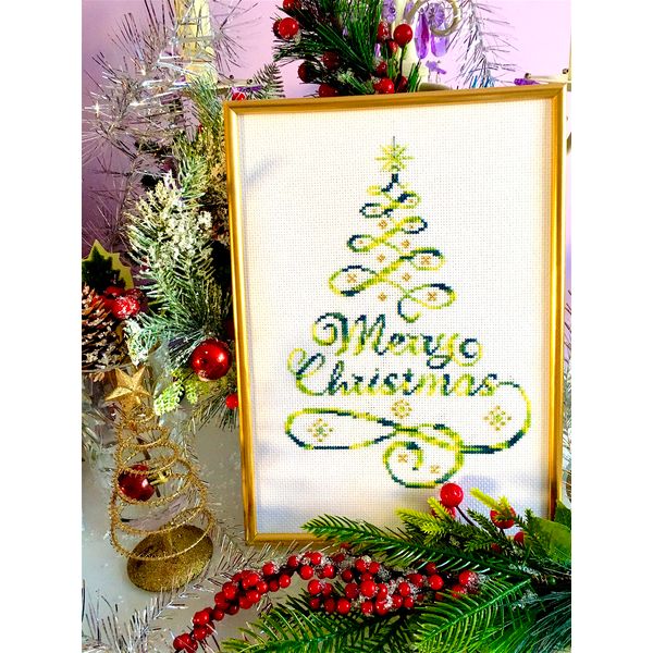 Merry Christmas Tree Gold.jpg